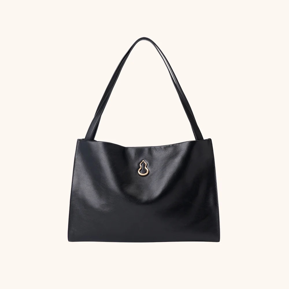 Bampo Black Medium Fluffy Tote bag
